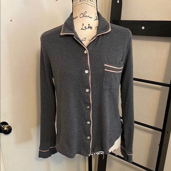 Faherty Gray Button-Up Pajama Top Pink Trim Top Only Loungewear Sleep - Picture 1 of 8